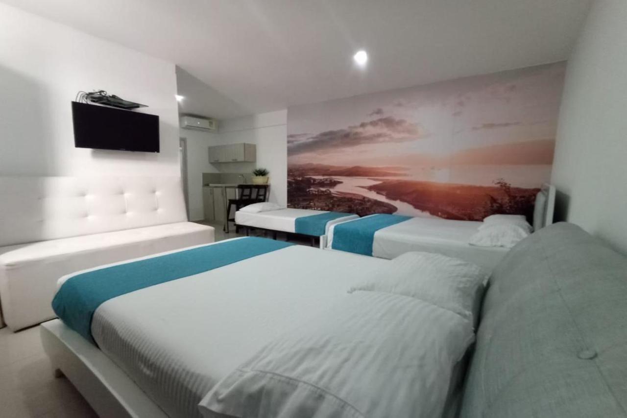 קאלי Hotel Granada Loft מראה חיצוני תמונה